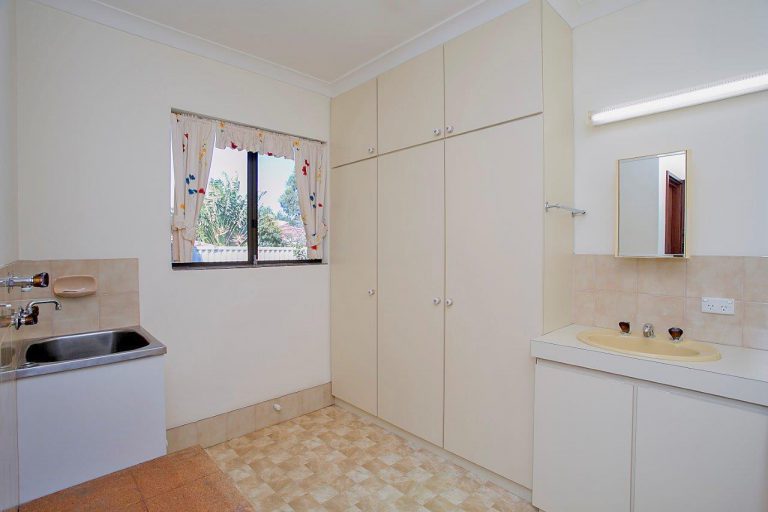 8B Mountjoy Road gallery