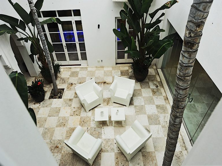 SHIMA – THE WHITE HOUSE ON THE PROMONTORY gallery