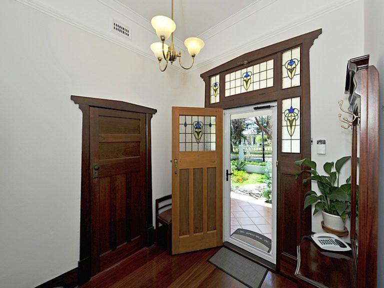 25 Congdon Street gallery