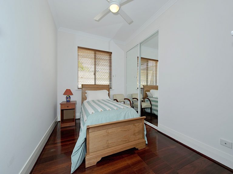 25 Congdon Street gallery