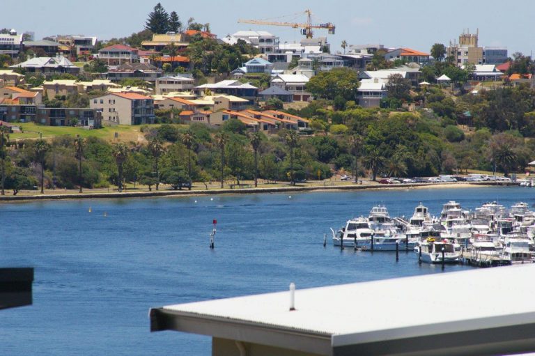 OCEAN & RIVER VIEWS gallery