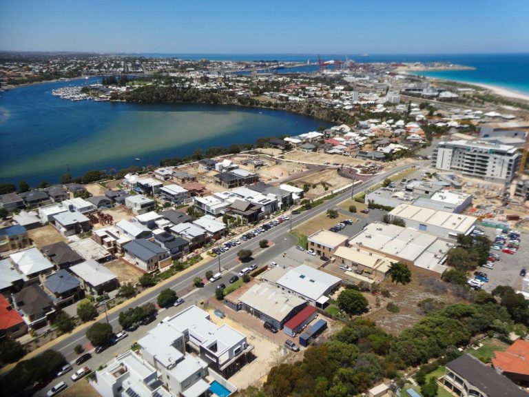 OCEAN & RIVER VIEWS gallery