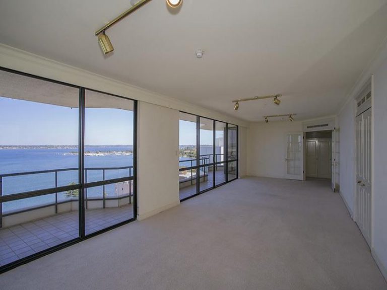 28/3 Park Avenue gallery