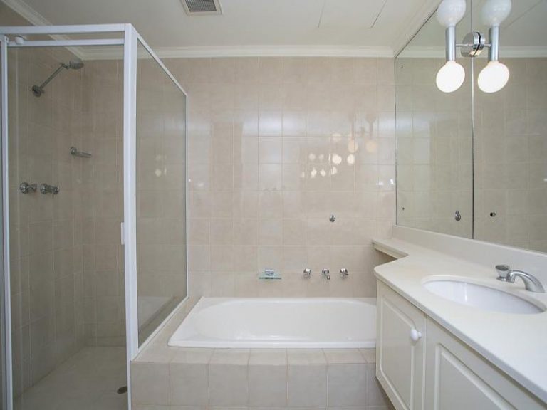 28/3 Park Avenue gallery