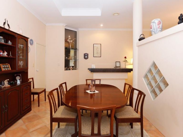 4 Rhodes Place gallery