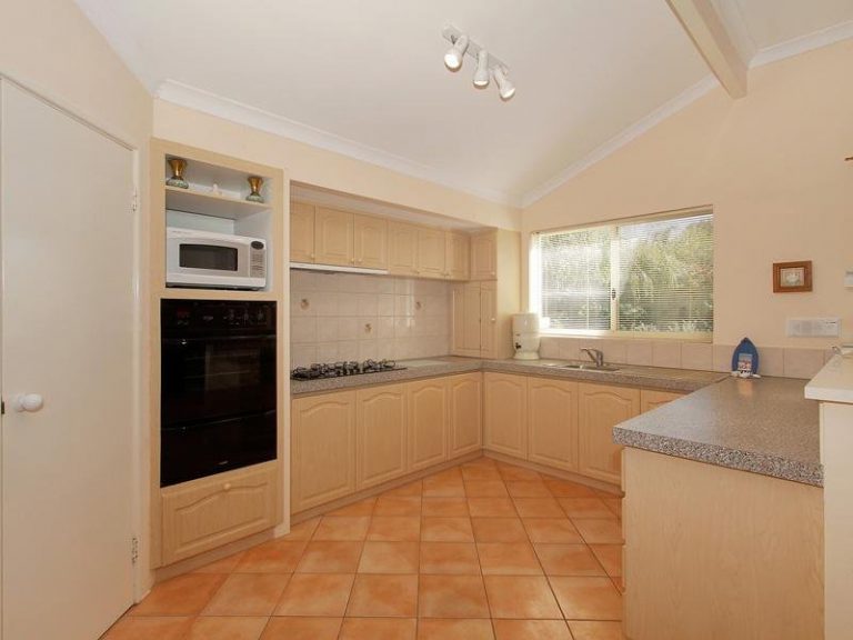 4 Rhodes Place gallery