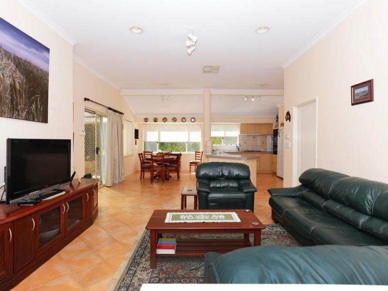 4 Rhodes Place gallery