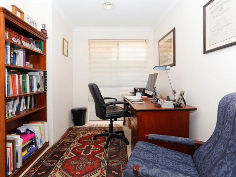 4 Rhodes Place gallery