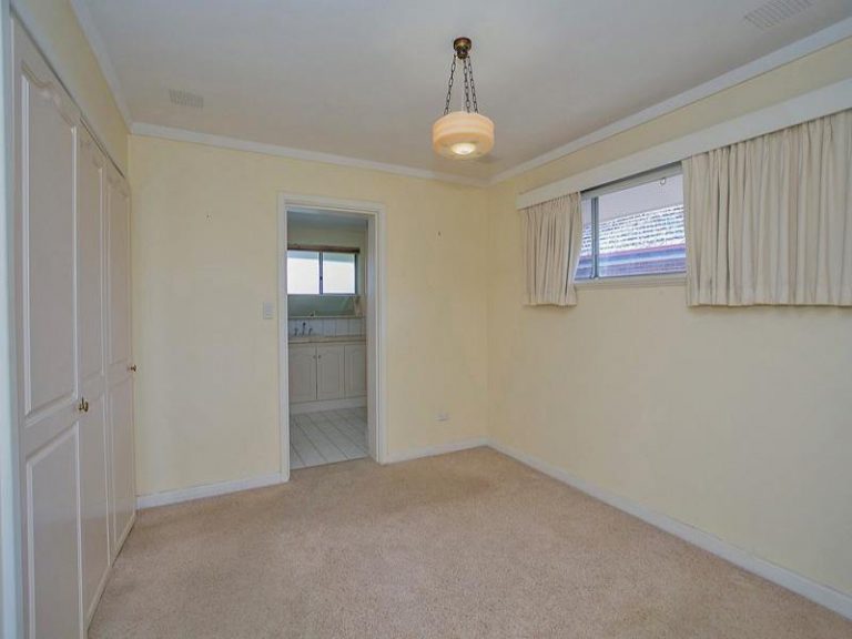 2 Roberts Road gallery