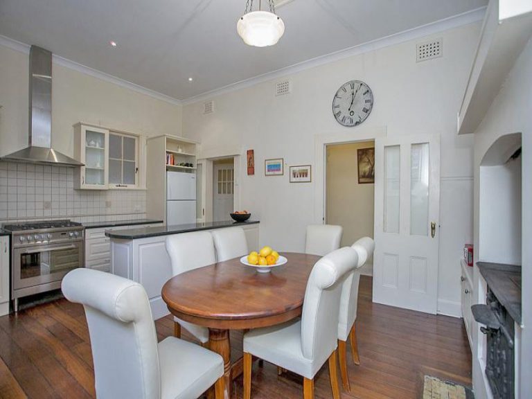 50 Williams Road gallery