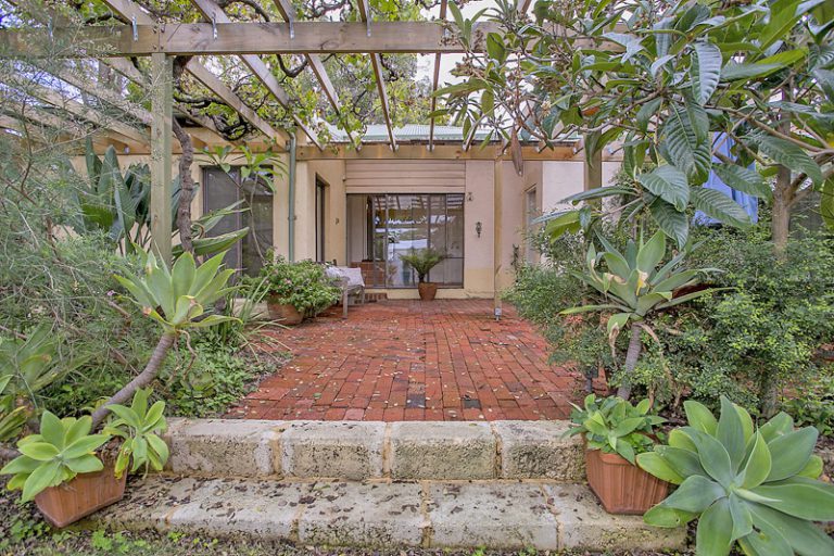 50 Williams Road gallery