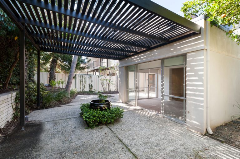 2 Albert Street gallery