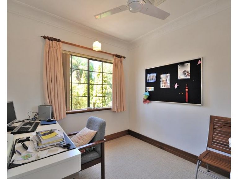 4/39 Victoria Avenue gallery