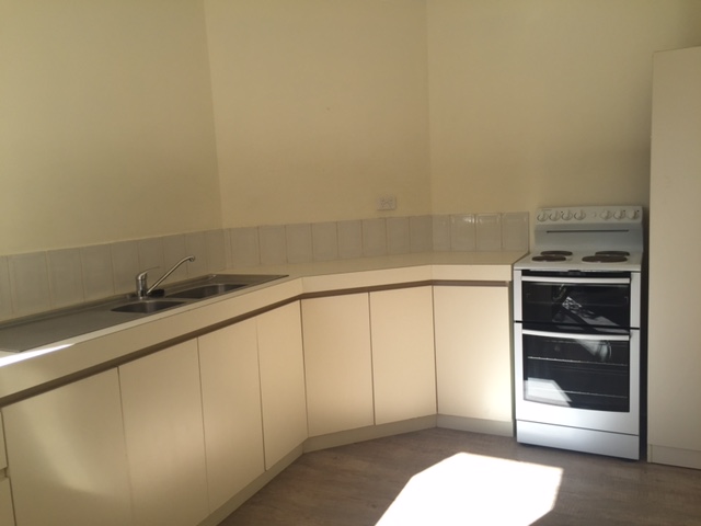 2 / 21 St. Leonards Street gallery