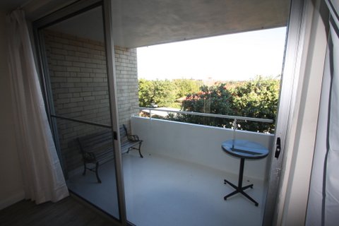 21/27 St Lenonard gallery