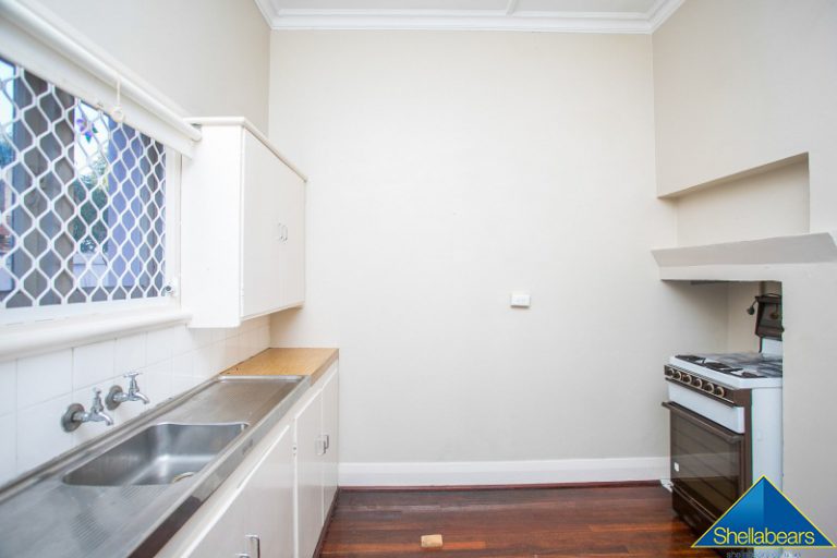 90 Bruce Street gallery