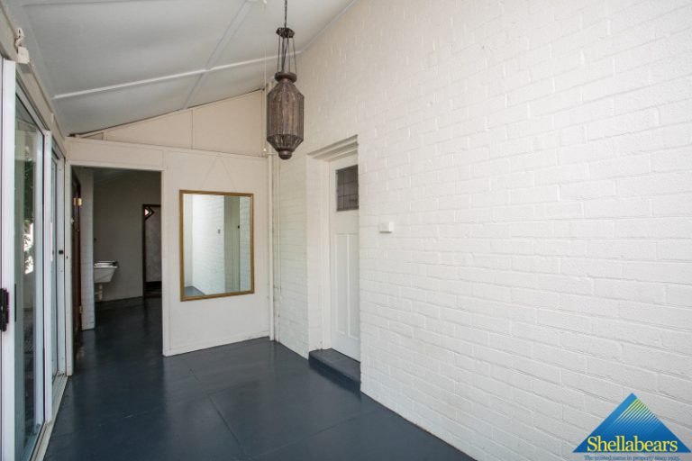 4 Violet Street gallery