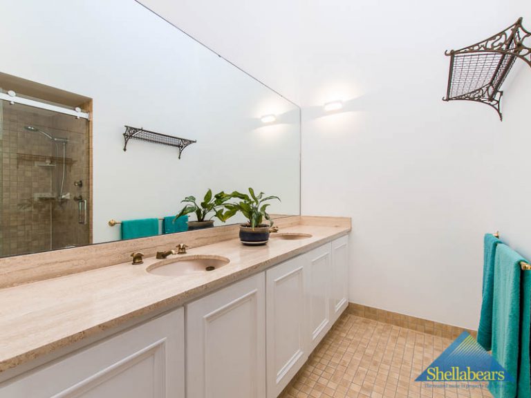 20 Lillian Street gallery