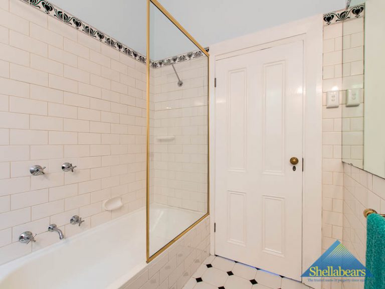 20 Lillian Street gallery