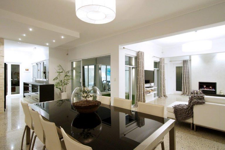 32A McGilvray Avenue gallery