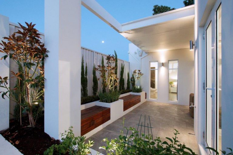 32A McGilvray Avenue gallery