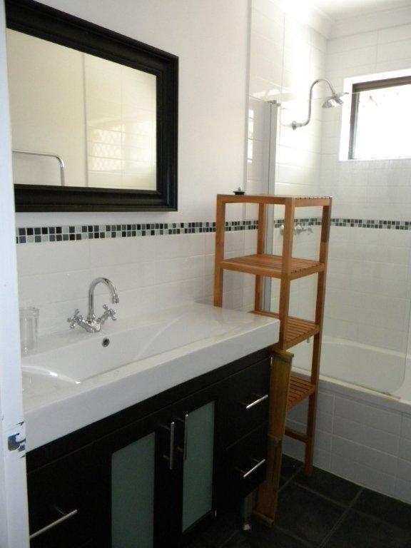 3/6 Wellington Street gallery