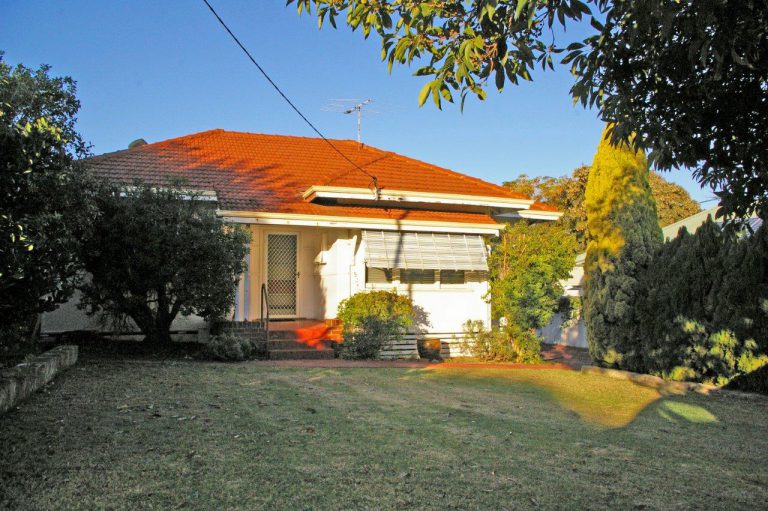 87 Palmerston Street gallery
