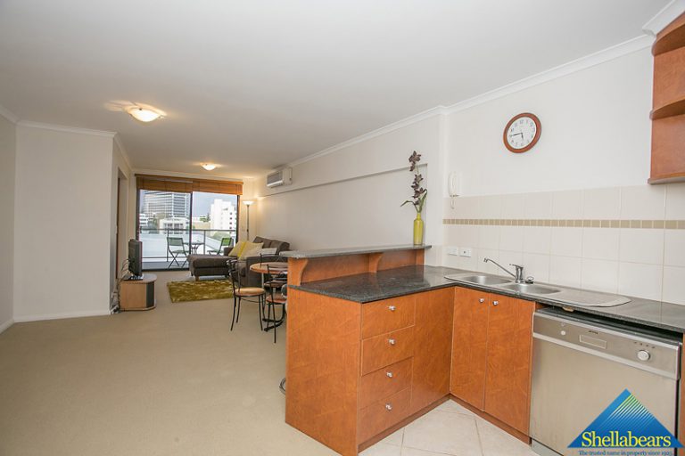 20/2 Outram Street gallery