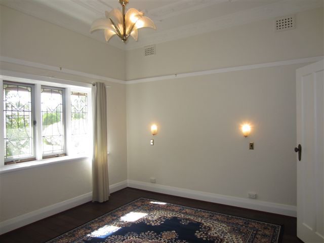 13 Kinninmont Avenue gallery