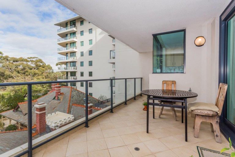 20/34 Kings Park Road gallery