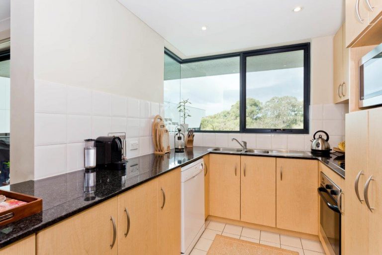 20/34 Kings Park Road gallery