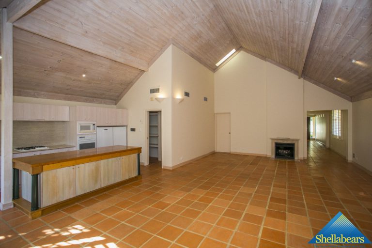 20 Forrest Street gallery