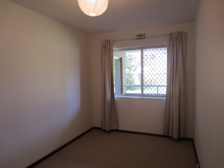 3 / 12 ST. LEONARDS gallery