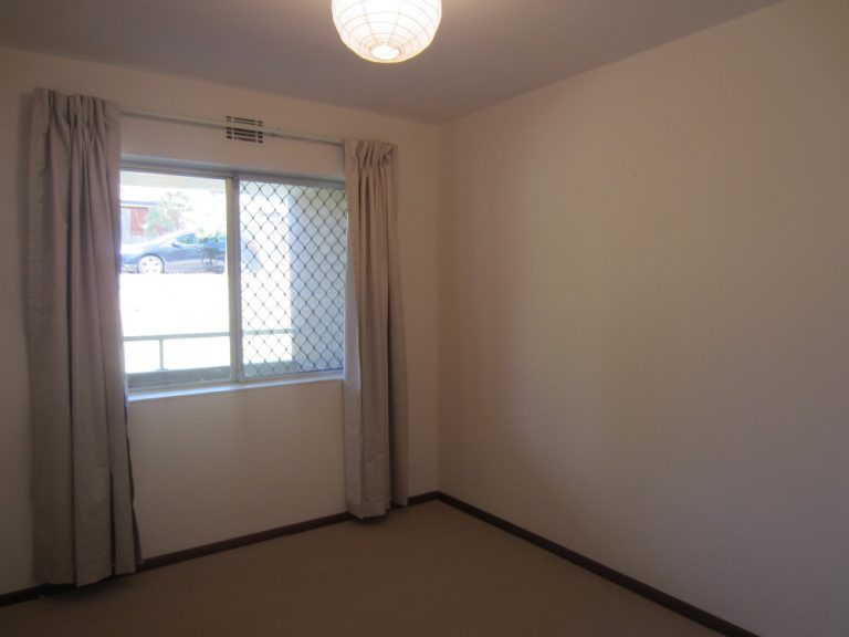 3 / 12 ST. LEONARDS gallery