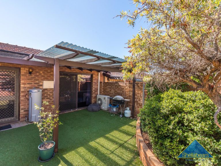 16 Dean Street gallery