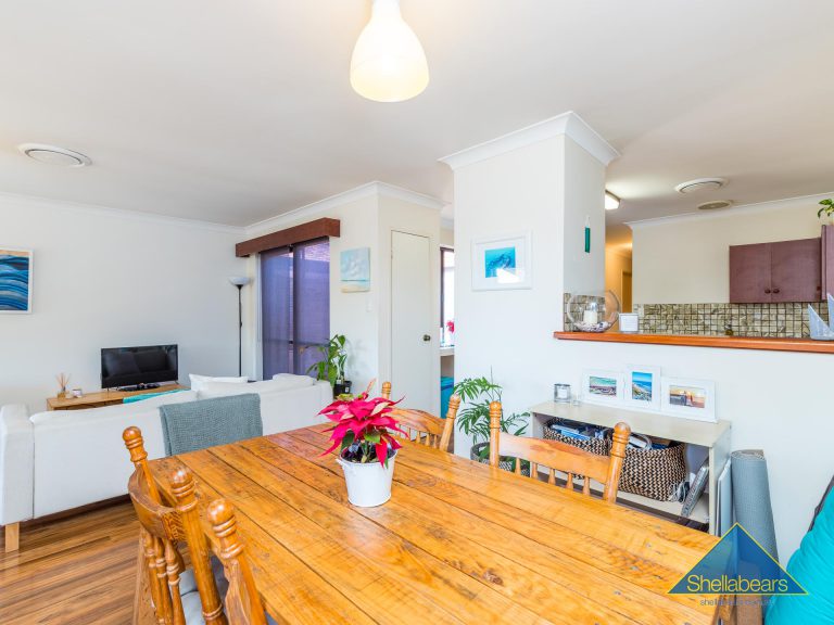 16 Dean Street gallery