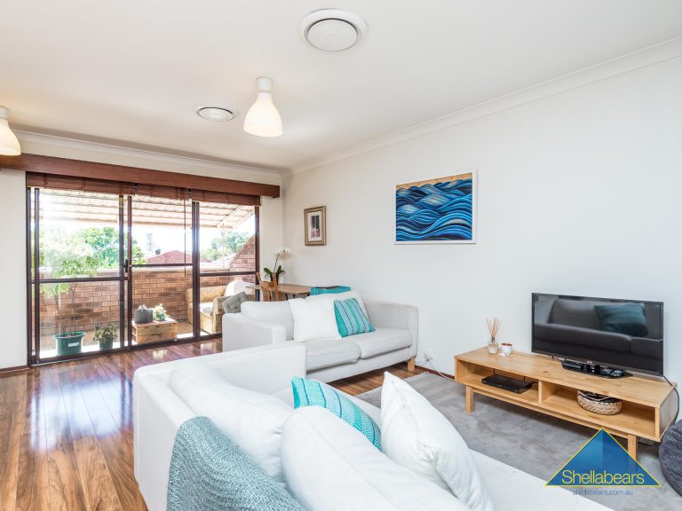 16 Dean Street gallery