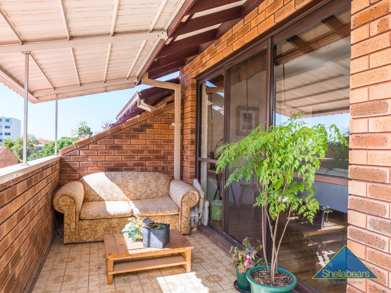 16 Dean Street gallery