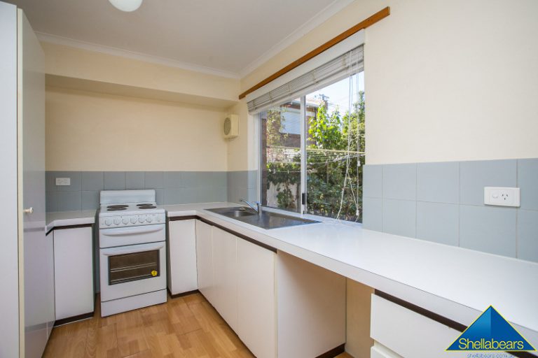 9/1 Brentham Street gallery