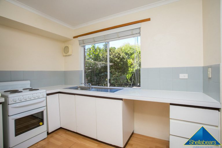 9/1 Brentham Street gallery