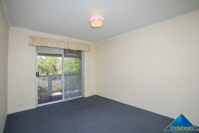 9/1 Brentham Street gallery