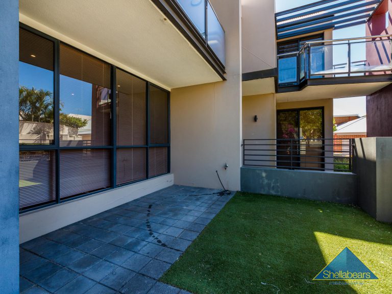 30D Coral Tree Lane gallery