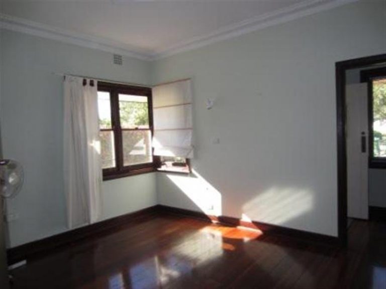 27 Minora Road gallery