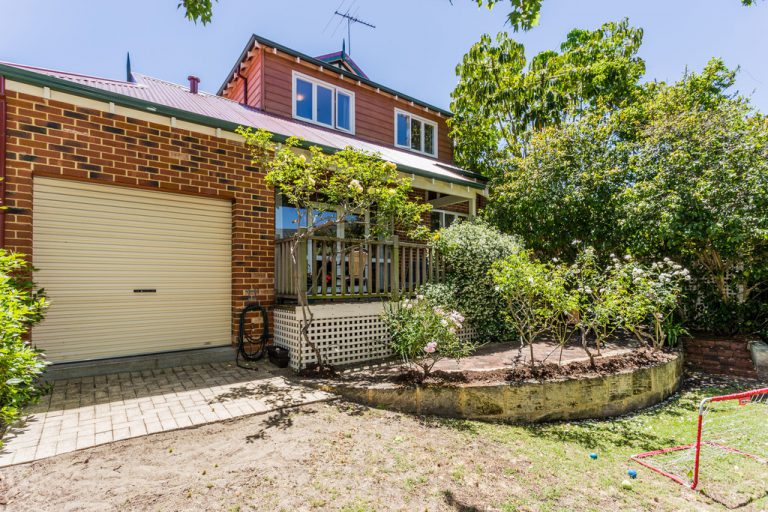 243 Hamersley Road gallery