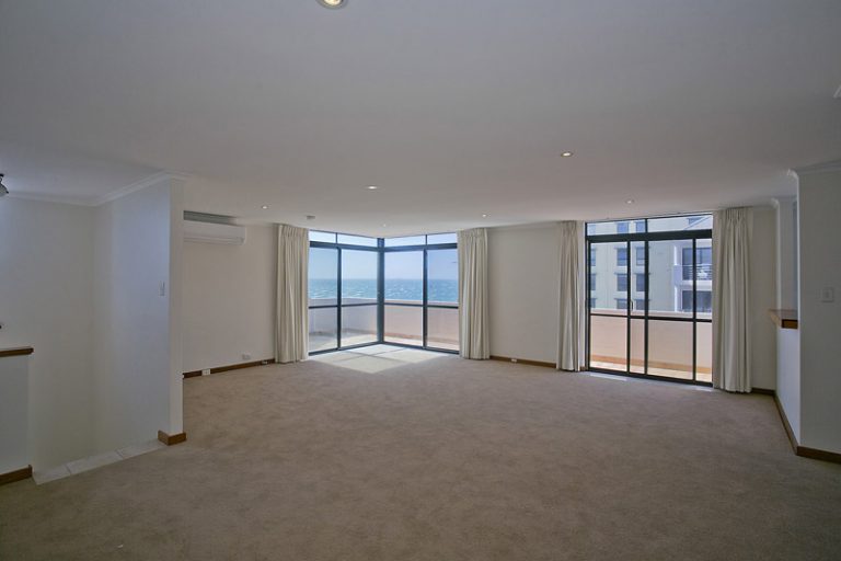10/134 Marine Parade gallery