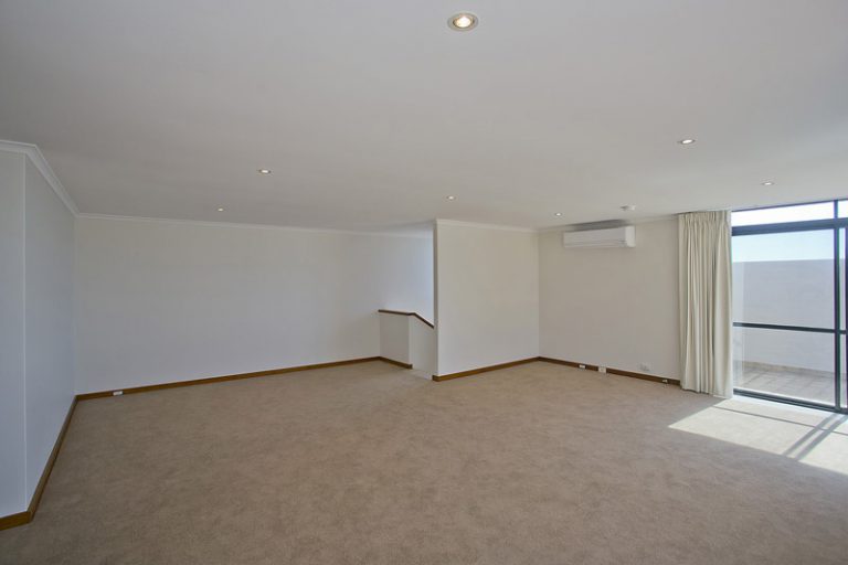 10/134 Marine Parade gallery
