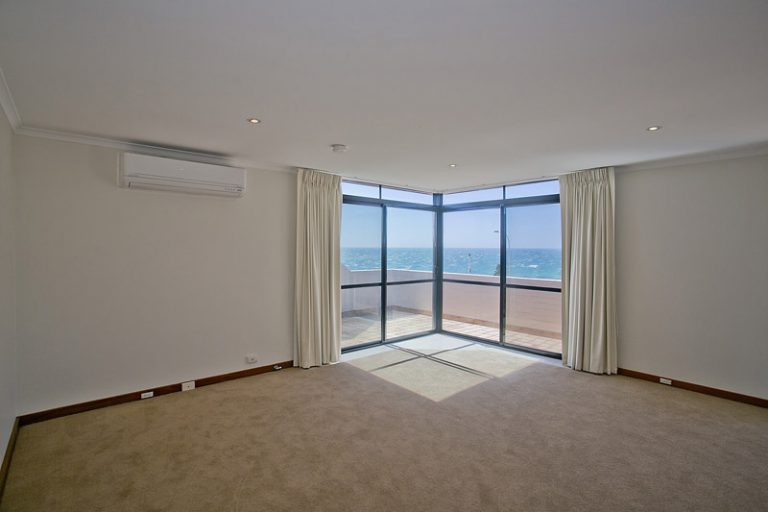 10/134 Marine Parade gallery
