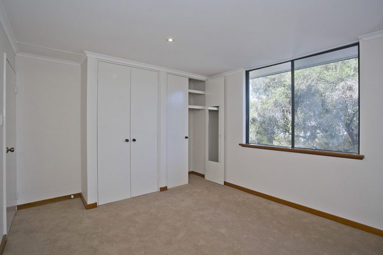 10/134 Marine Parade gallery