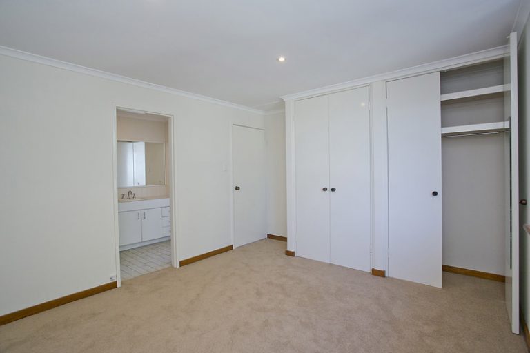 10/134 Marine Parade gallery