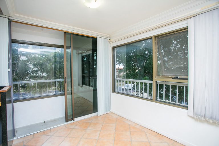 2d/25 Victoria Avenue gallery